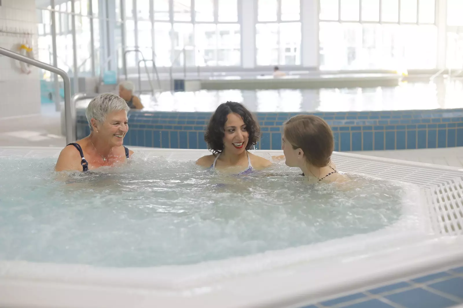 Warmsprudelbecken im SoleBad Cannstatt Warmsprudelbecken im SoleBad Cannstatt