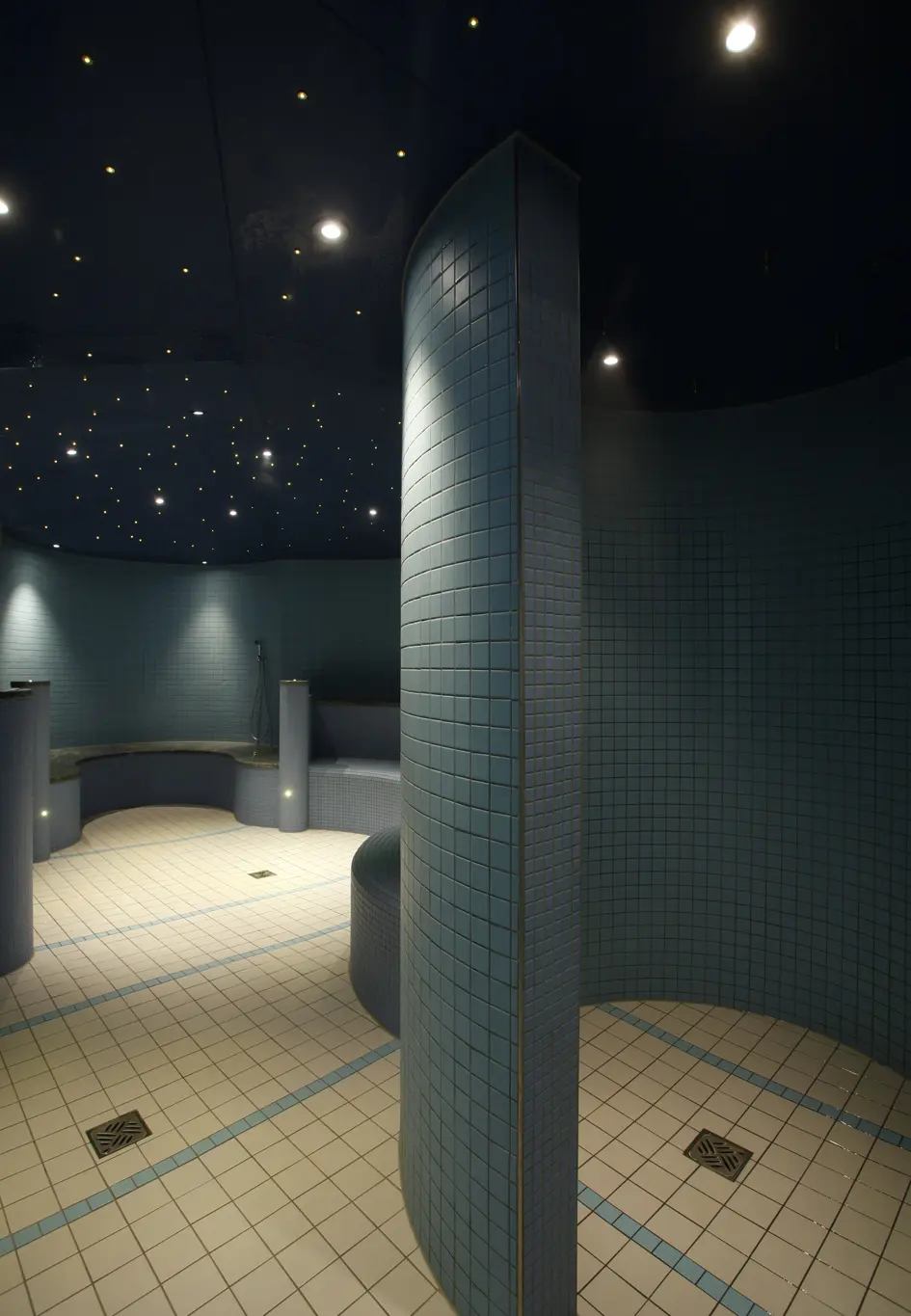 Dampfraum mit Soledusche Dampfraum mit Soledusche